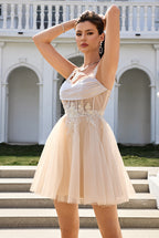 Champagne Sweetheart Neckline Tulle A-Line Homecoming Dresses With Appliques