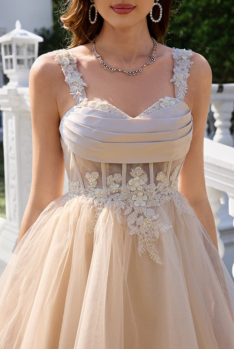 Champagne Sweetheart Neckline Tulle A-Line Homecoming Dresses With Appliques