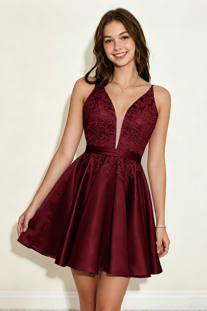 Lavender Spaghetti Straps Stretch Satin Homecoming Dresses with Appliques
