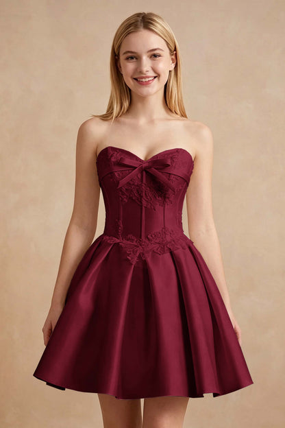 White Strapless Satin Corset Short Homecoming Dresses with Bow