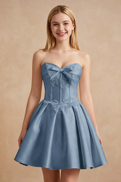 White Strapless Satin Corset Short Homecoming Dresses with Bow