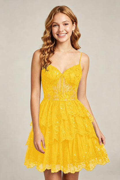 Sweetheart V-Neck Black Lace appliques Homecoming Dresses with Sequins