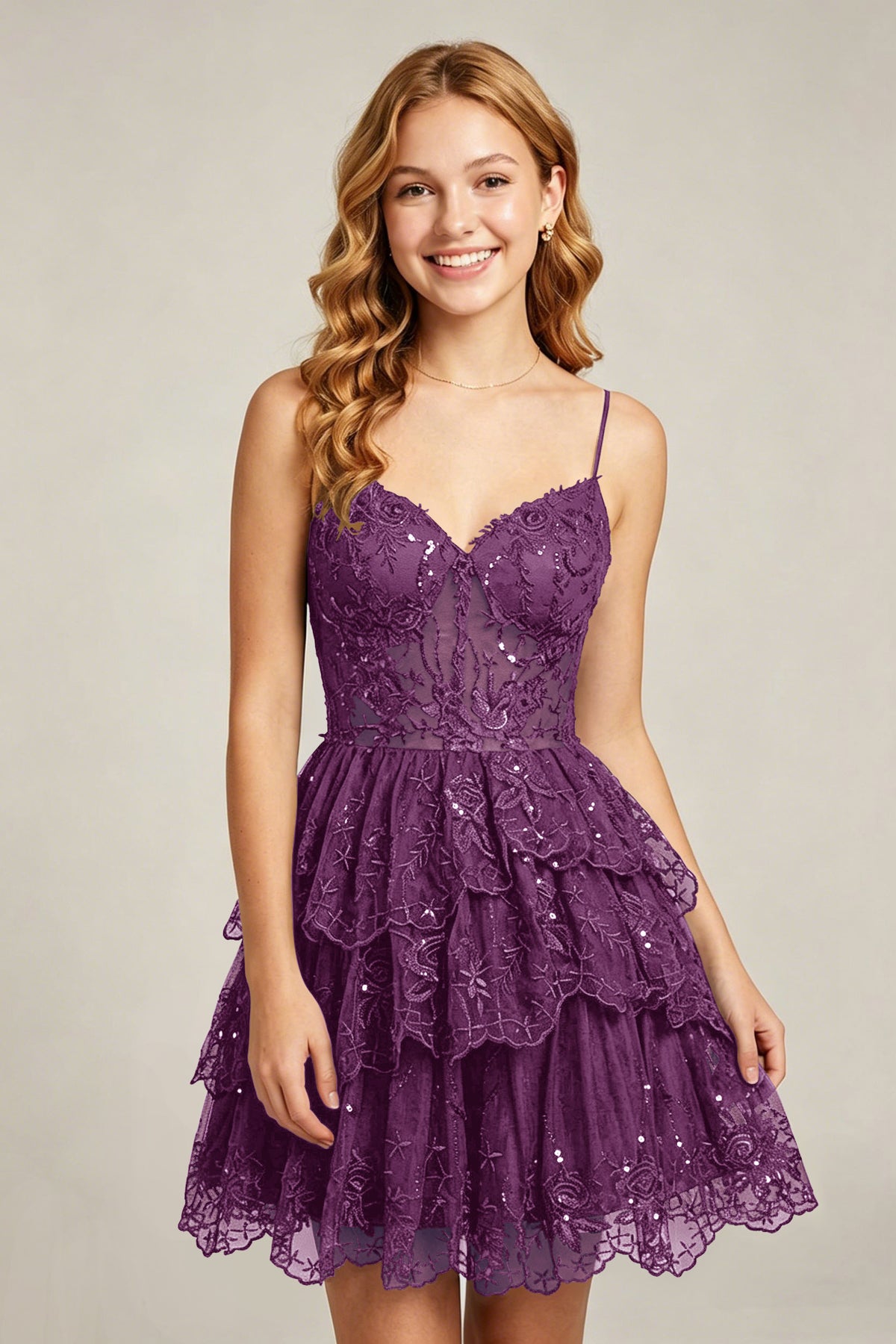 Sweetheart V-Neck Black Lace appliques Homecoming Dresses with Sequins