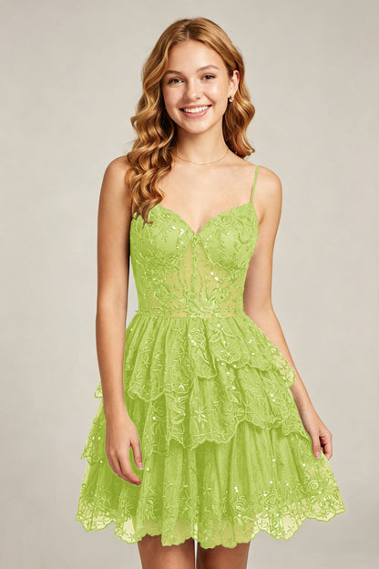 Sweetheart V-Neck Black Lace appliques Homecoming Dresses with Sequins