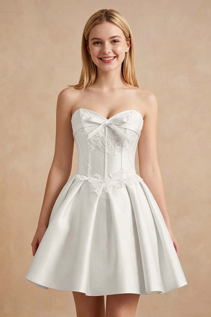 White Strapless Satin Corset Short Homecoming Dresses with Bow