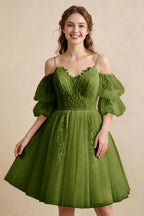 White Off the Shoulder Sweetheart V-Neck Tulle Homecoming Dresses