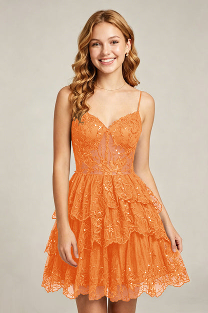 Sweetheart V-Neck Black Lace appliques Homecoming Dresses with Sequins