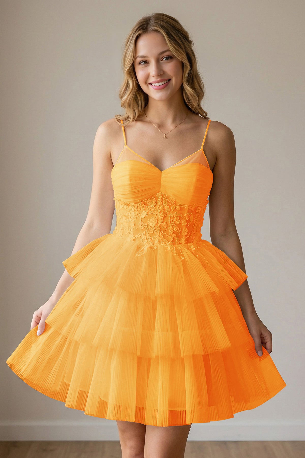 White Corset Tulle Short Homecoming Dresses With Tiered Ruffle
