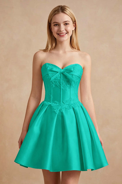 White Strapless Satin Corset Short Homecoming Dresses with Bow