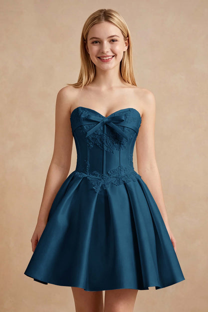 White Strapless Satin Corset Short Homecoming Dresses with Bow