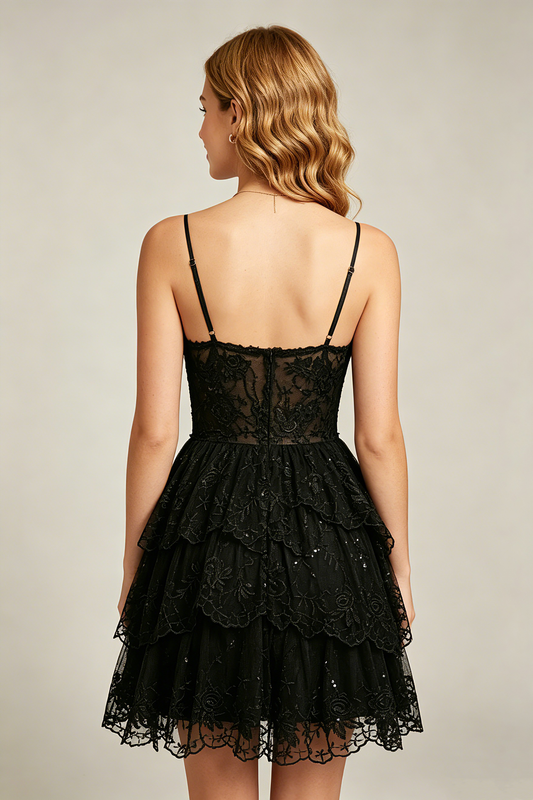 Sweetheart V-Neck Black Lace appliques Homecoming Dresses with Sequins